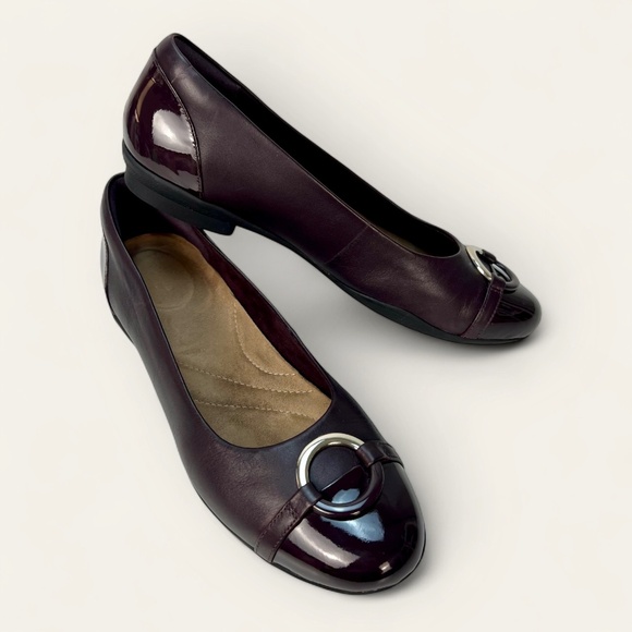 Clarks Womens Ballet Flat Wine Color Neenah Vine Leather Slip On Office Sz 10 - Picture 1 of 16